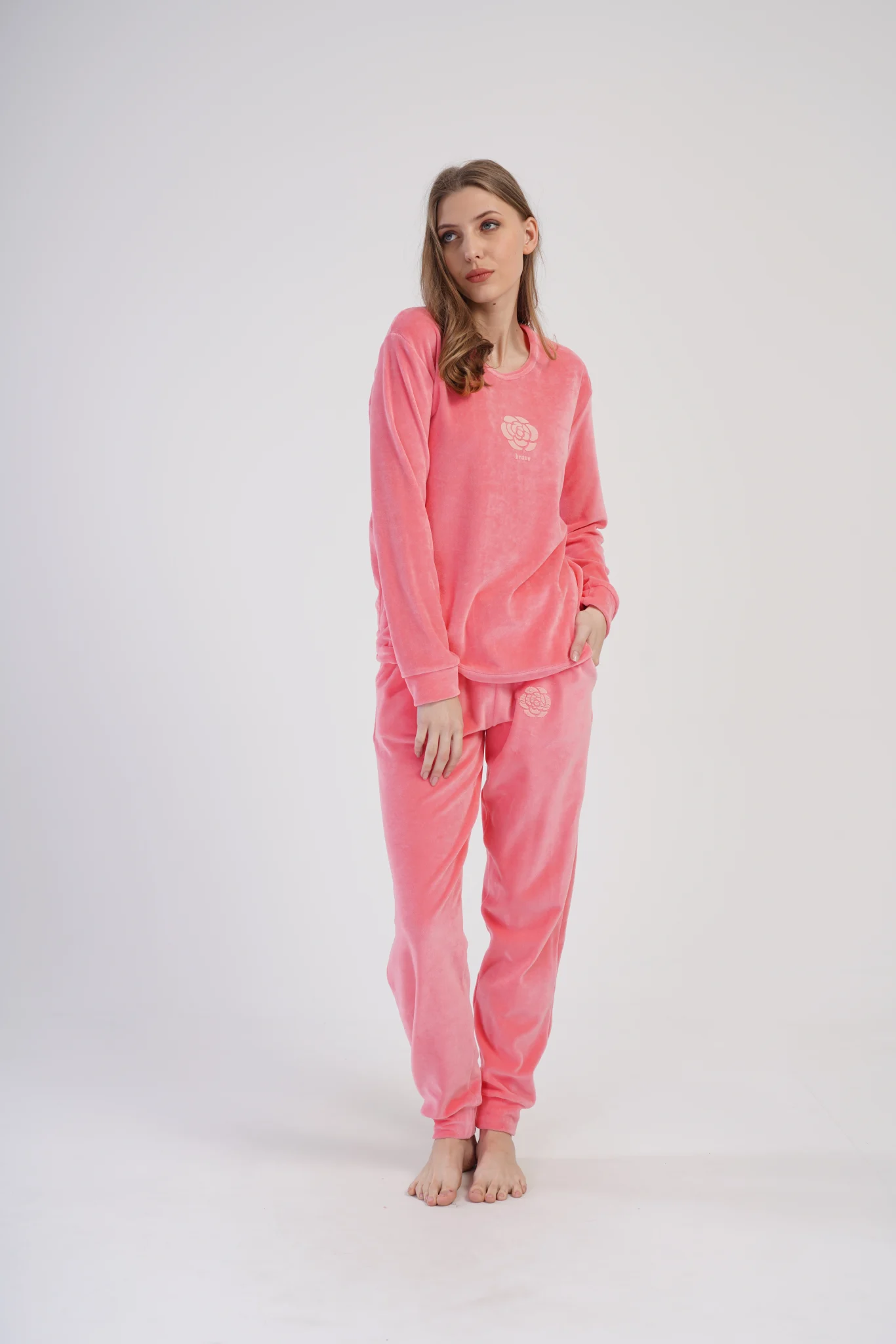 PIŻAMA DAMSKA welurowa model: 4030950000 (S, M, L, XL) - obrazek 4