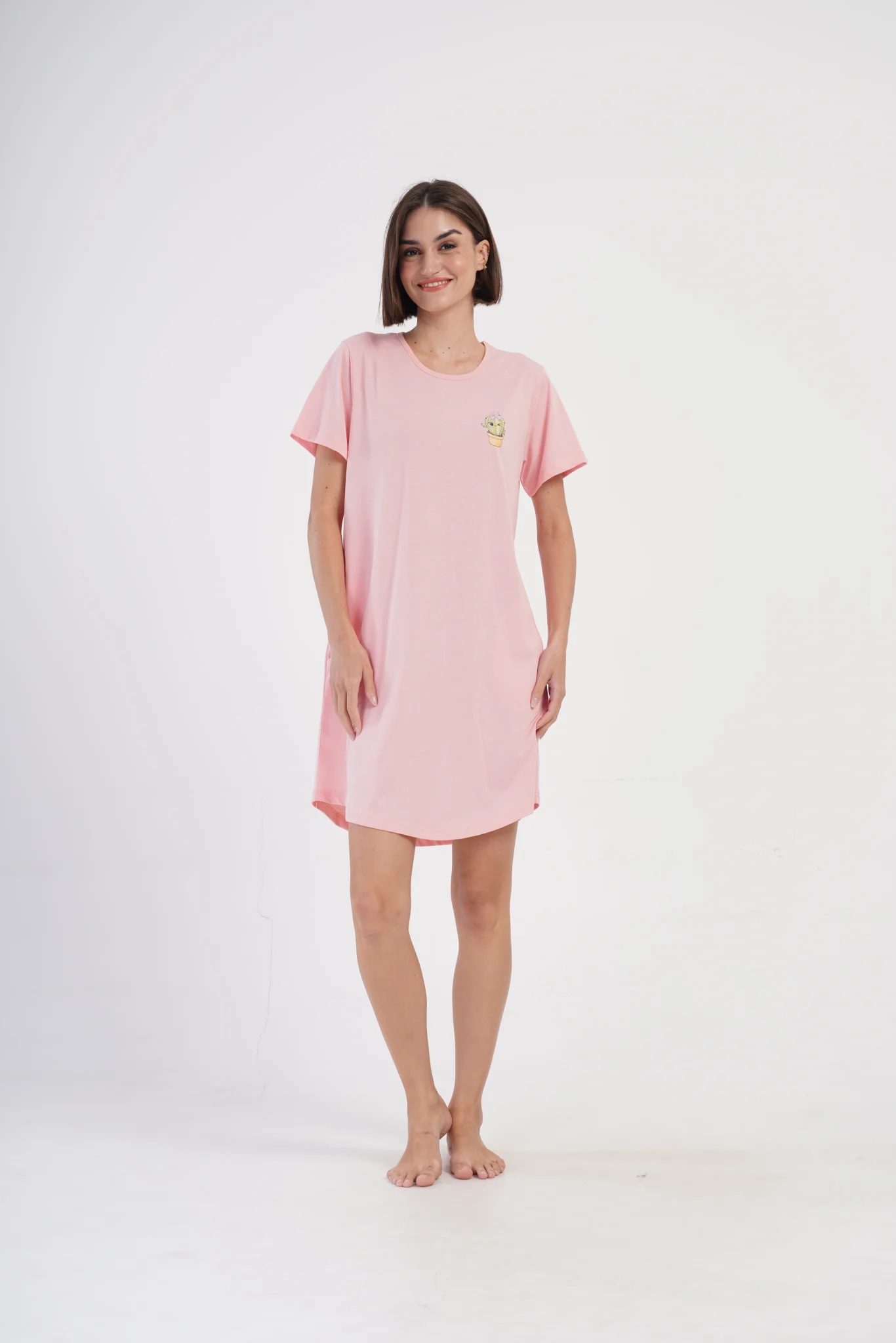 KOSZULA NOCNA DAMSKA model: 4070730000 (M, L, XL, XXL) - obrazek 1