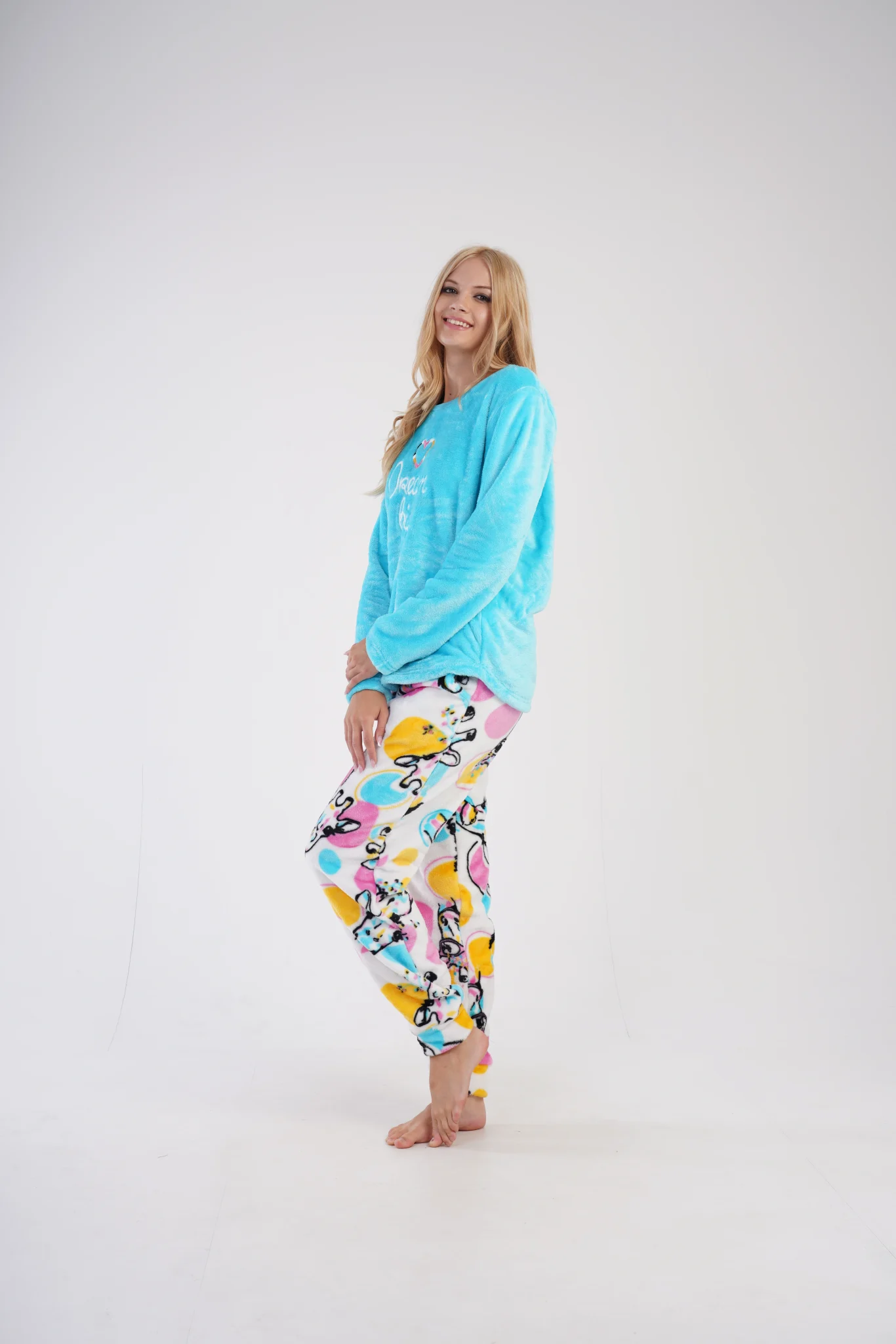 PIŻAMA DAMSKA softowa model: 3030850298 (S, M, L, XL) - obrazek 3