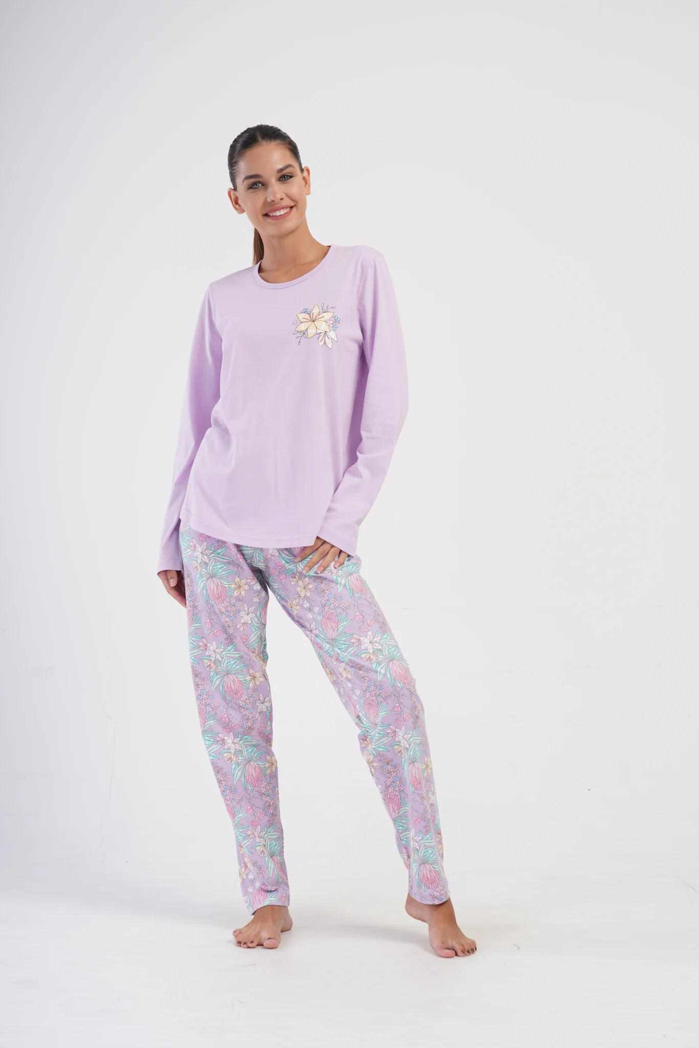 PIŻAMA DAMSKA model: 4050790475 (5XL, 6XL, 7XL) - obrazek 3